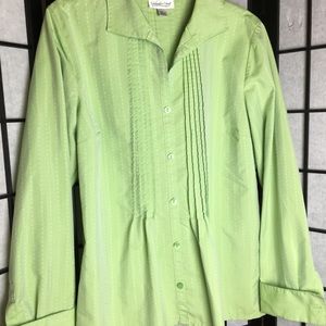Coldwater Creek M light green blouse